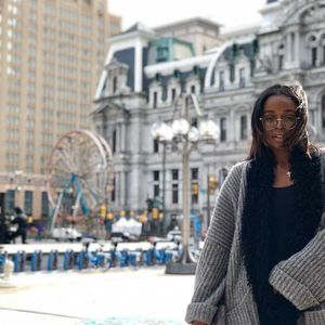 Meet your Posher, Dara